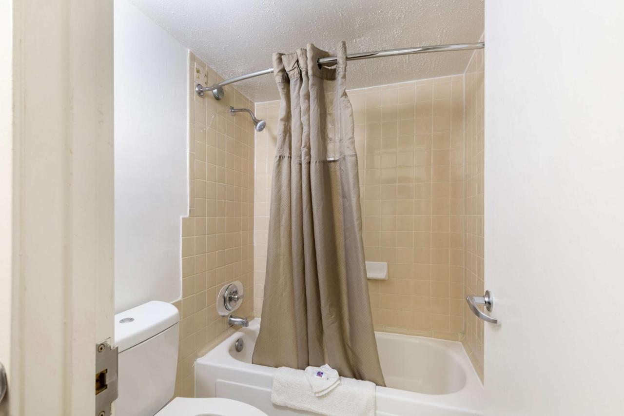 Motel 6-Houston, Tx - East Εξωτερικό φωτογραφία
