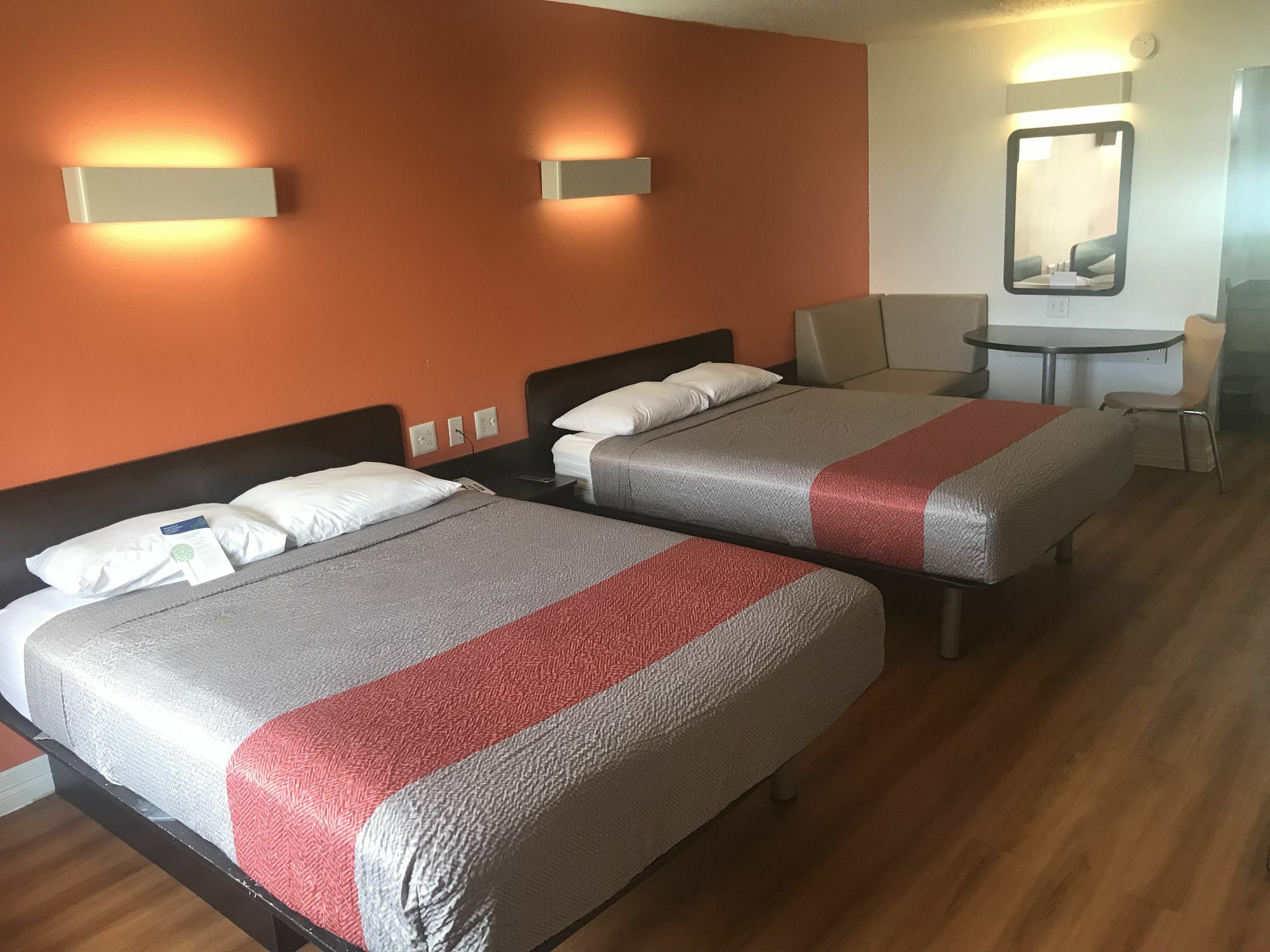 Motel 6-Houston, Tx - East Εξωτερικό φωτογραφία
